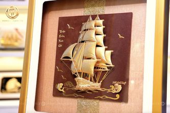 Thuận Buồm Xuôi Gió – Biểu Tượng May Mắn Trong Văn Hóa và Nghệ Thuật Phong Thủy