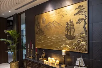 Tranh "Thuận Buồm Xuôi Gió" Hợp Tuổi Và Mệnh Nào? Cách Chọn Chuẩn Phong Thủy