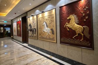 Chất liệu phổ biến của tranh mã đáo thành công