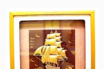 Quà Tặng Sinh Nhật Sếp Tranh Thuận Buồm Xuôi Gió Mạ Vàng 24k 30x30cm