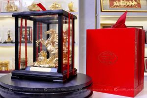 Tượng Ngựa Mạ Vàng 24k 21 16 24cm