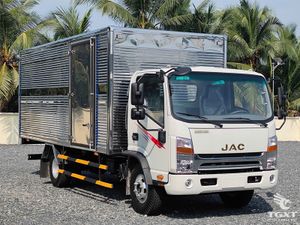 Xe Tải JAC N650 E5 6.5 Tấn Thùng Kín