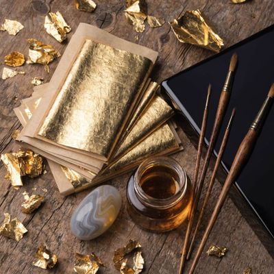 Các loại chất liệu nền làm tranh mạ vàng cao cấp chế tác thủ công từ vàng lá 24k — Giải pháp quà tặng sang trọng giúp tôn vinh vị thế, khẳng định đẳng cấp doanh nhân và thắt chặt mối quan hệ ngoại giao bền vững.